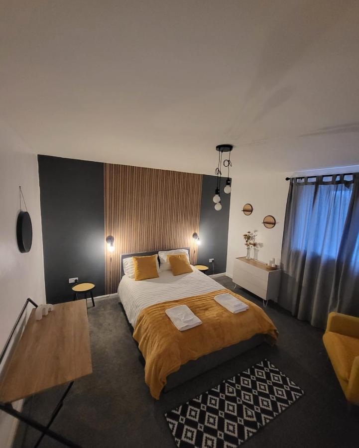 Dundas - Furnished Short Lets Holiday home